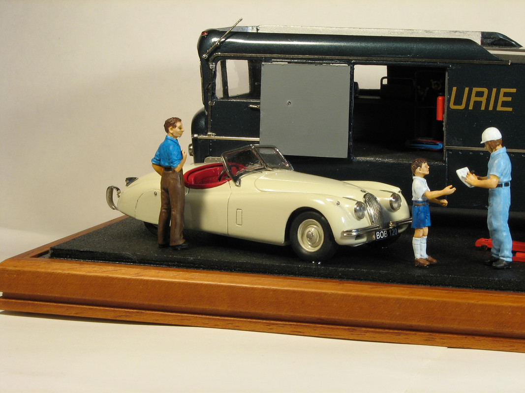 1/43 Ecurie Ecosse Tranporter, D-Type and bonus XK120