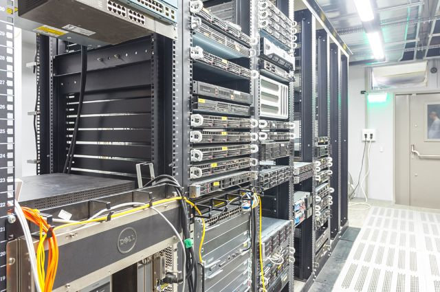 AstroSynx Data Center