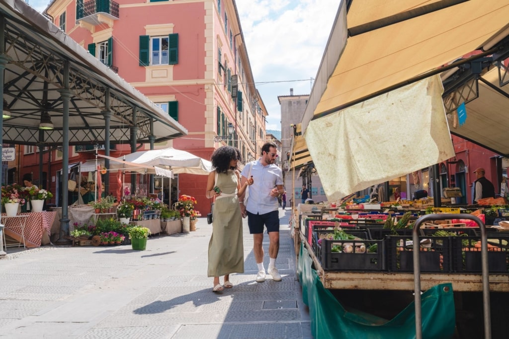 What Attire Do Italians Favor in the Fall?