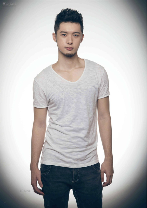 Virile no.26 - Anh chàng râu quai nón quyến rũ