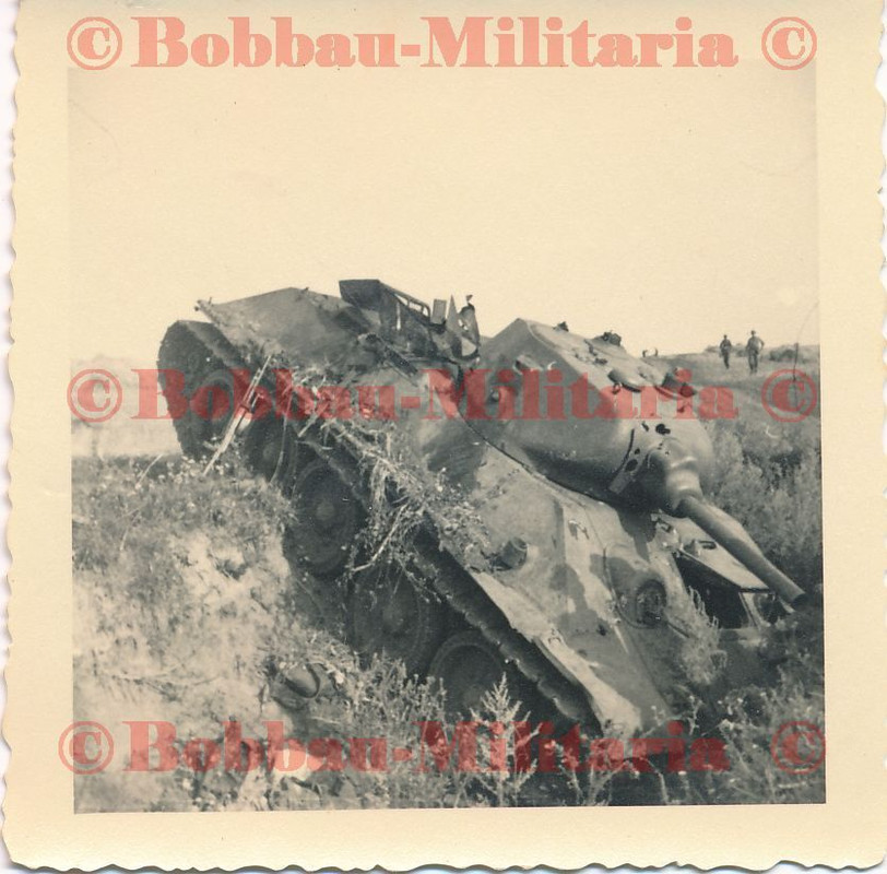 Russland Gebirgsjäger-Reg.13 erbeuteter T-34 Panzer Beutepanzer 