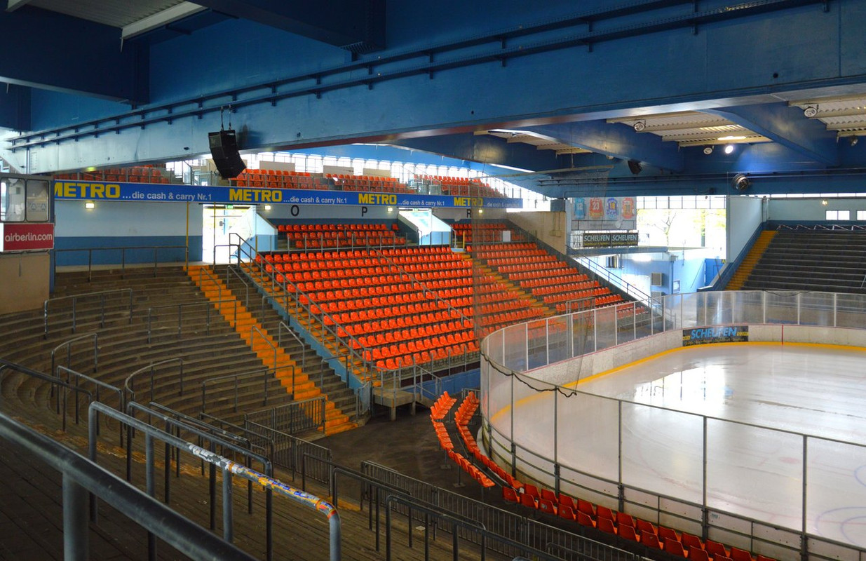2017-10-31-Eisstadion-Brehmstra-e-D-sseldorf-86-Shift-N.jpg
