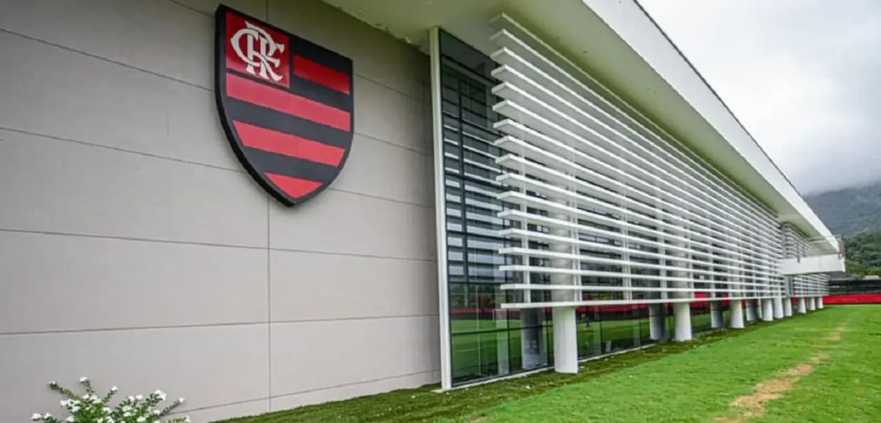 Fachada Ninho do Urubu