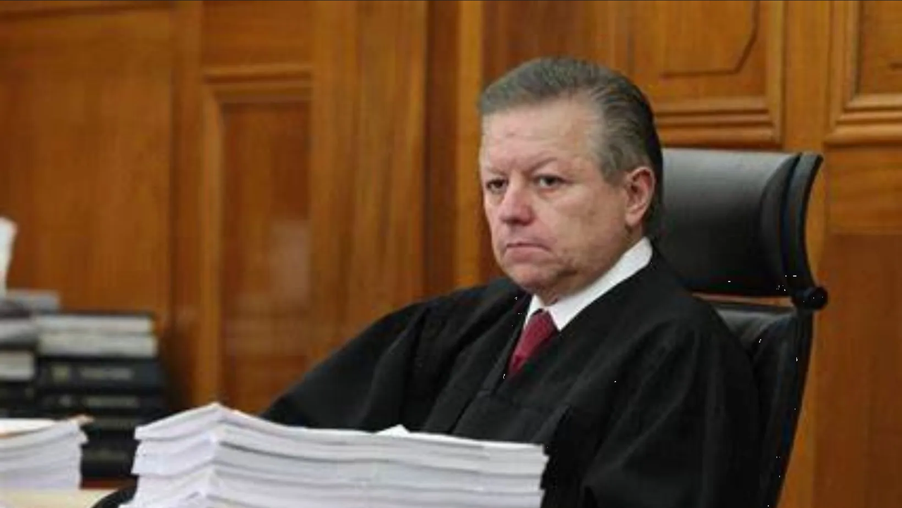 Renuncia de ministro Arturo Zaldívar llega al Senado de la República