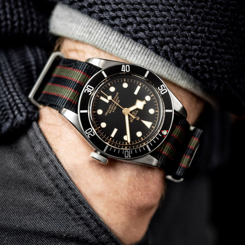 1A752F62-C705-48A2-B5AC-2E2F8E33F866