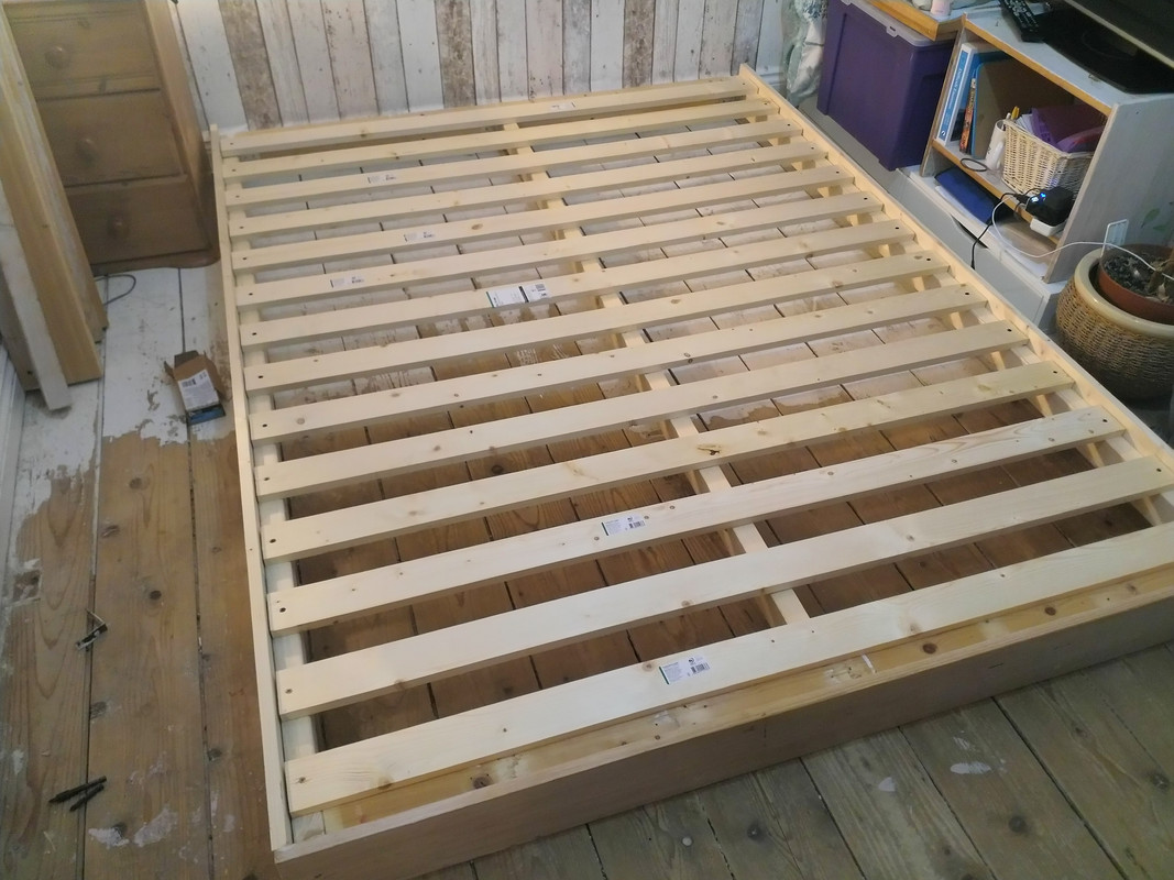 bed frame1