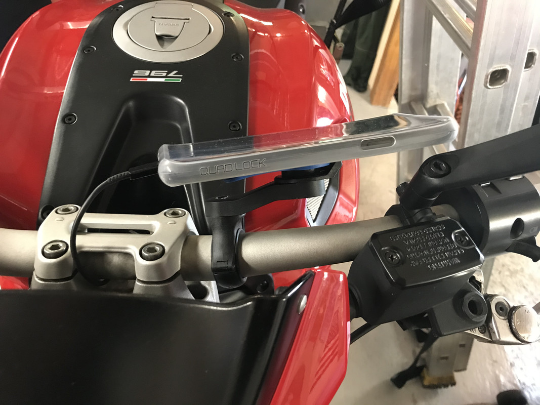 08CDCDCE-54F0-4657-ABF7-FDE43A2A2A02