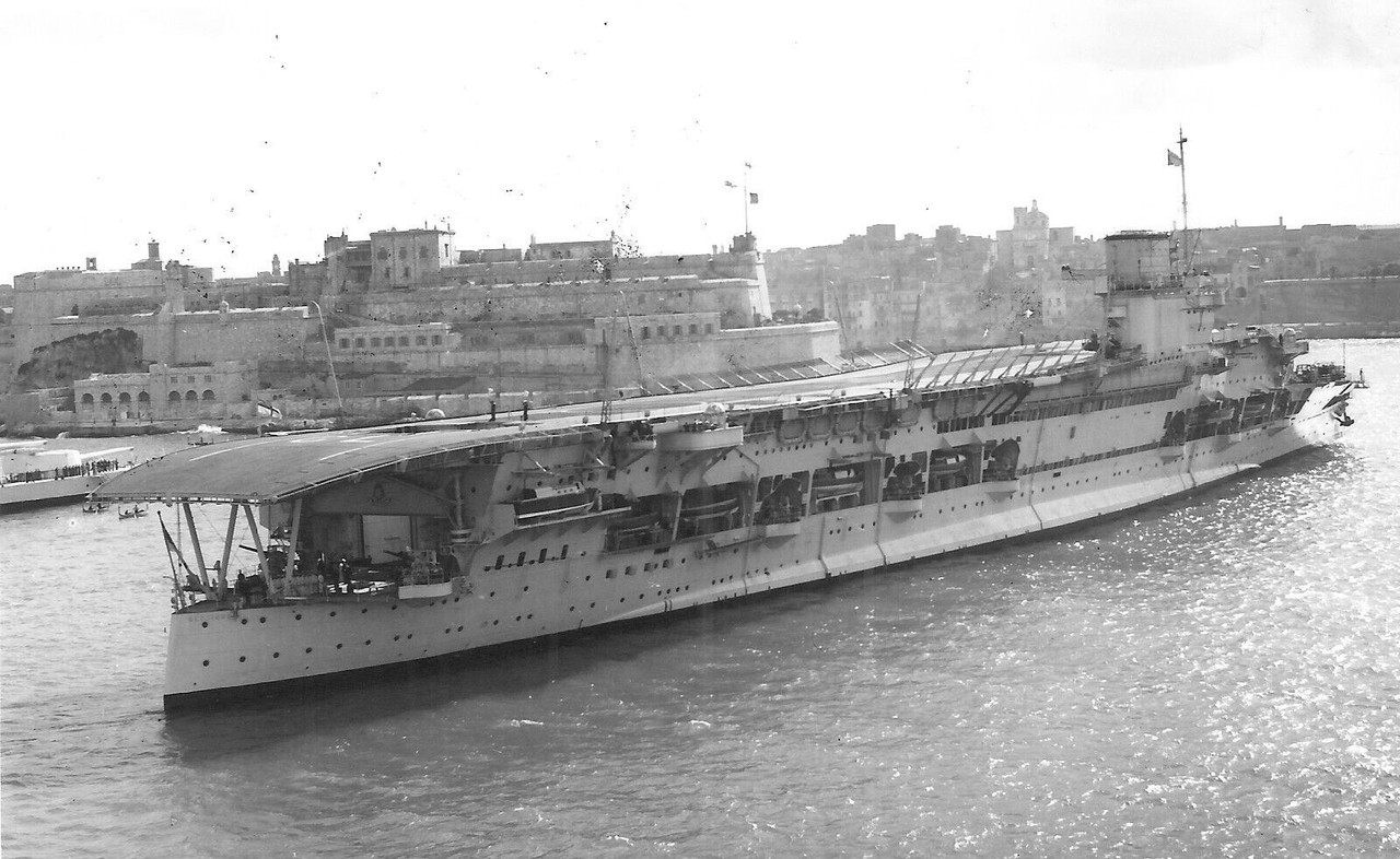 ROYAL NAVY, HMS GLORIOUS, carrier, Sunk 1940, B-w PHOTOGRAPH W&L