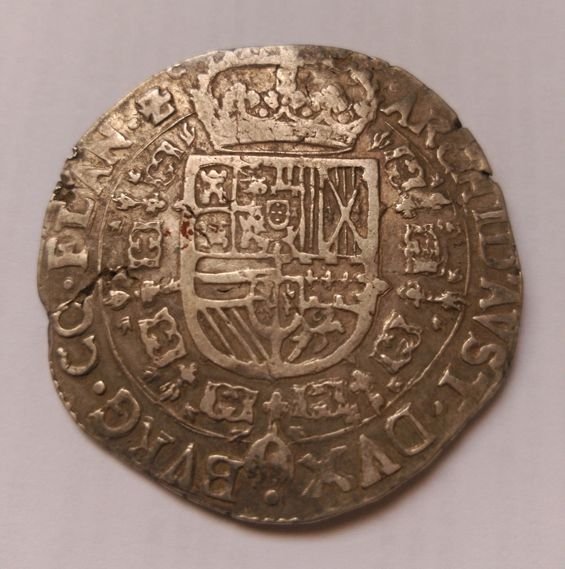 Patagón Carlos II 1679 Brujas IMG-20181101-115238