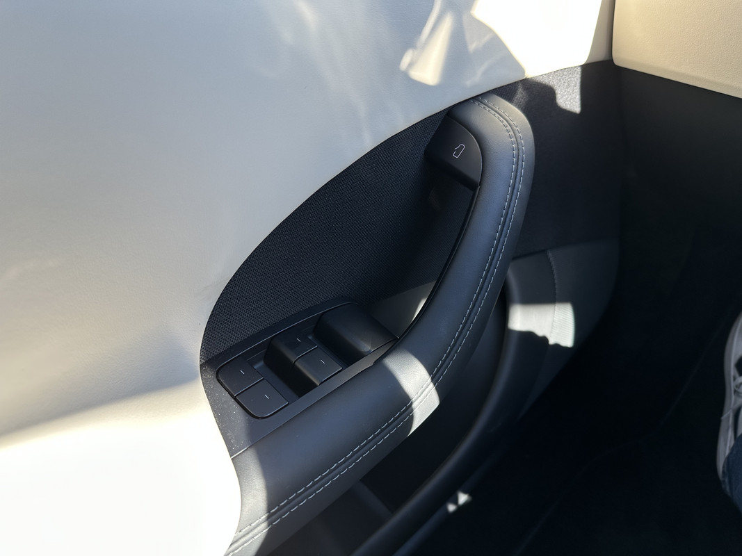 87900C7B-620A-4798-96CC-12E6FA40C9AD