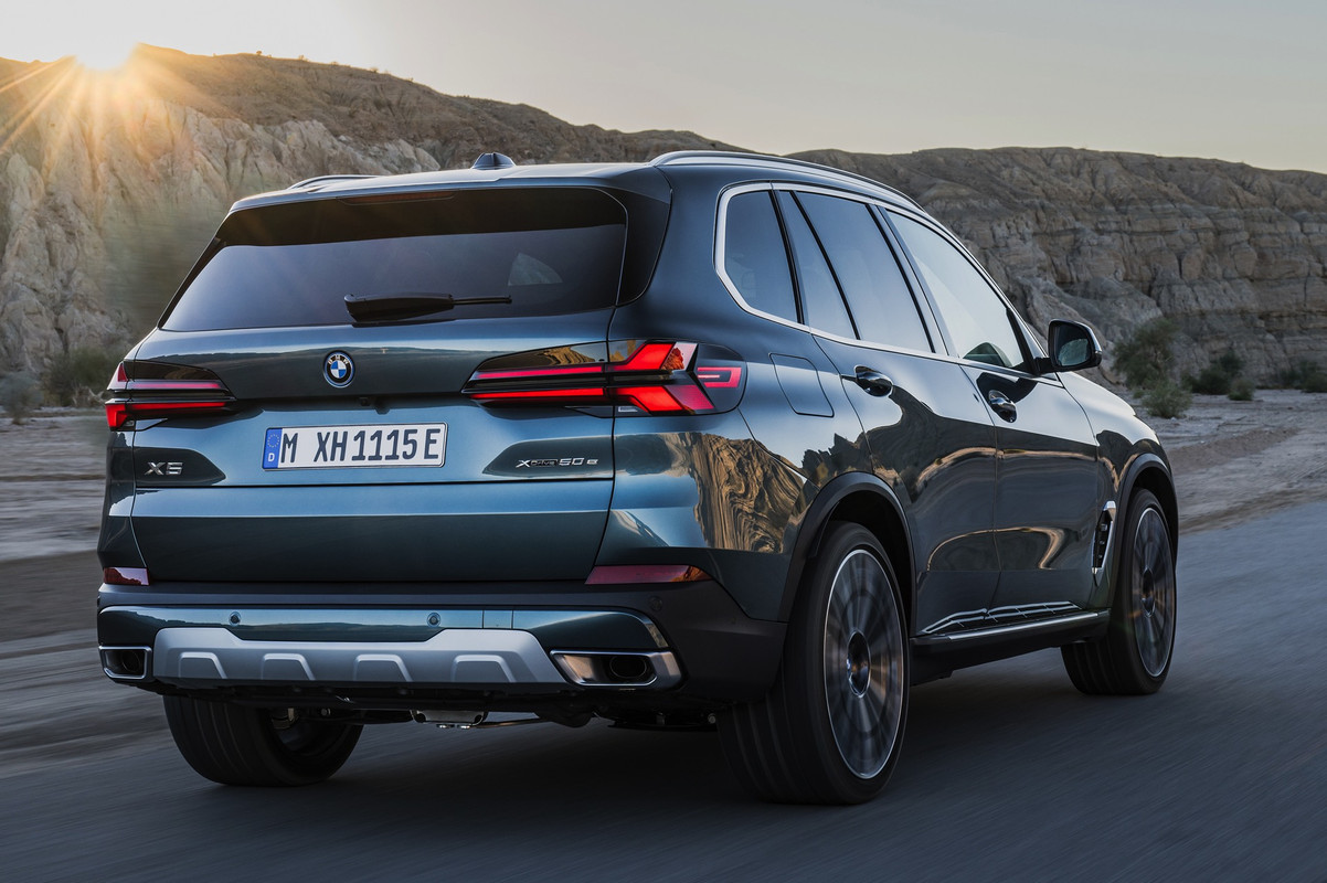 2023-BMW-X5-Facelift-G05-LCI-xLine-Blue-Ridge-Mountain-xDrive50e-06