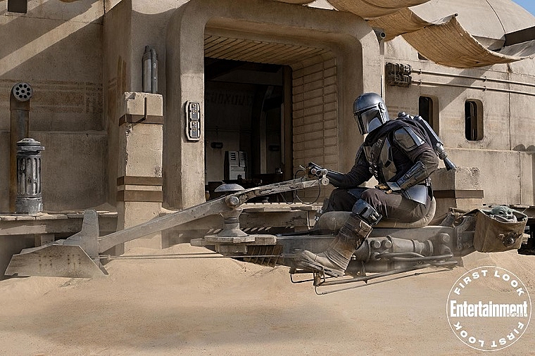 MANDALORIAN-2-FOTOR.jpg