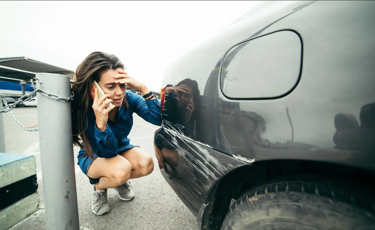 Elimina los rayones de tu coche al instante con este truco