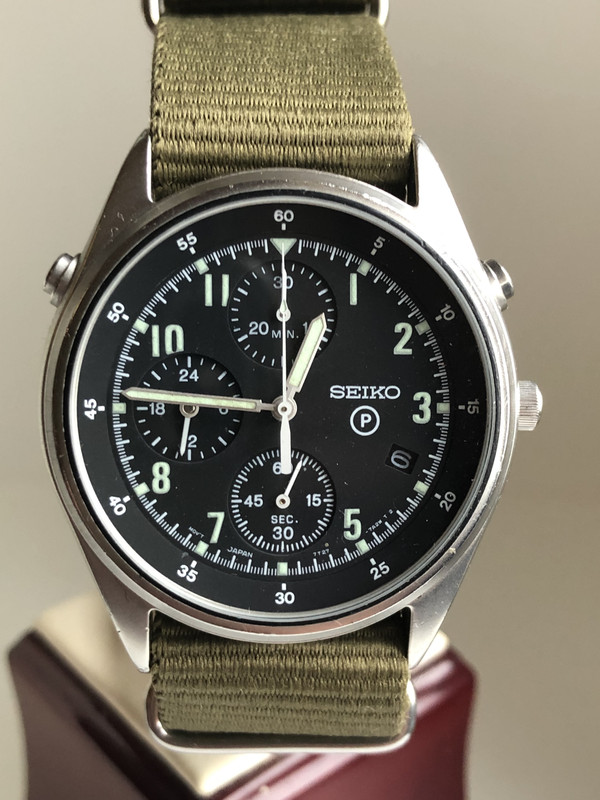 678758CF-BB3E-4AE3-9EAB-8F3866730E3E