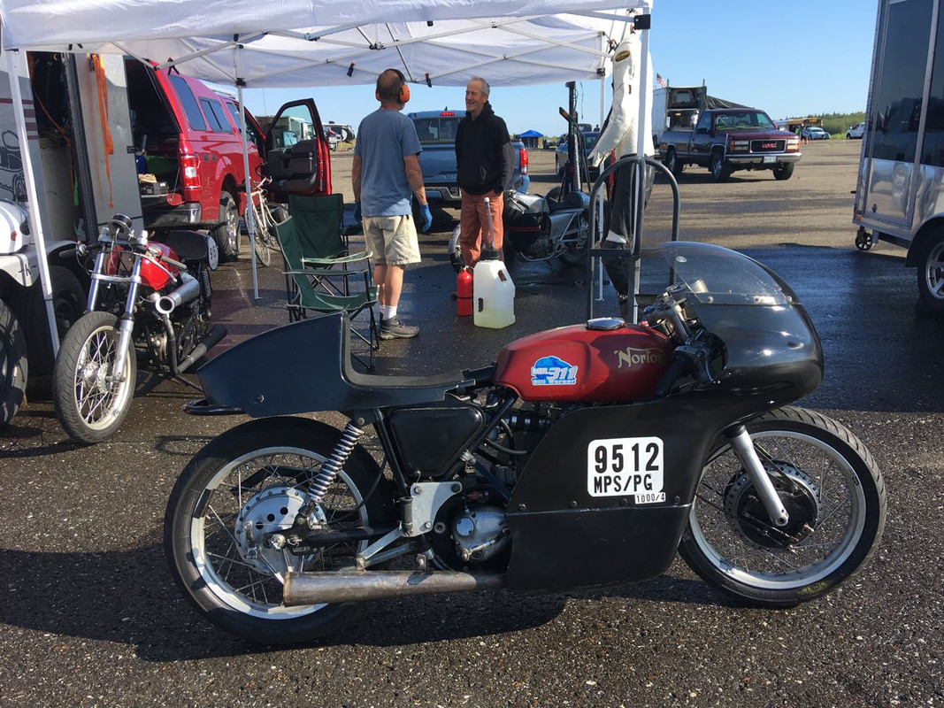 Mike Tomany's 850 Norton