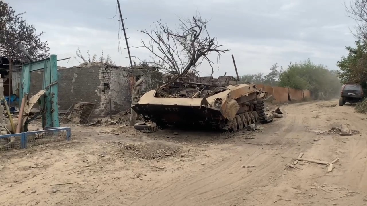 m7-ukri-BMP-2-Loskutovka-Lugansk-obl-0630-id33804-02.jpg
