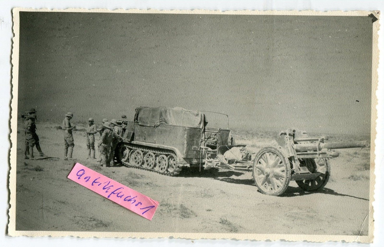 schw. Halbkette mit Geschütz des Afrikakorps in 