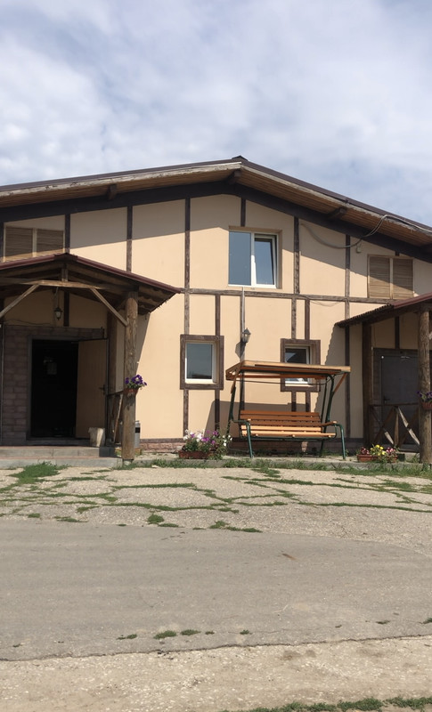 FE7DA254-6E95-4150-9961-916B3F23F215