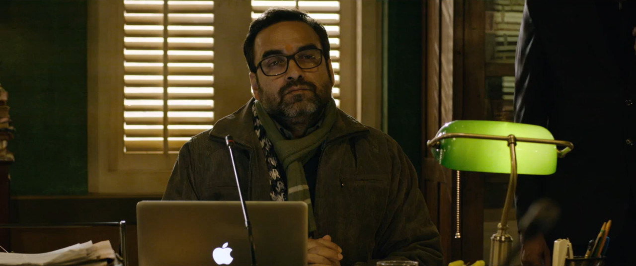 The Tashkent Files 2019 WebRip [Hindi] 480p 720p ESub Screenshot