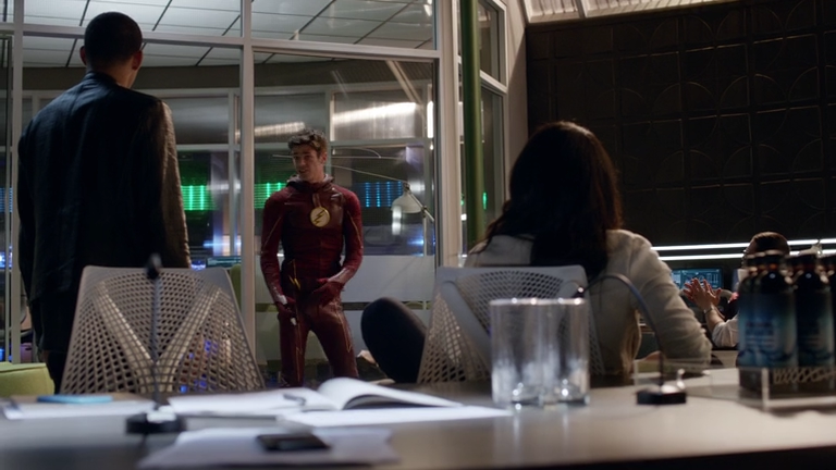 The.Flash.S03E01.Flashpoint.BDRip.ITA.ENG.AC3.AAC.x264-BlackBit[screenshot 7]