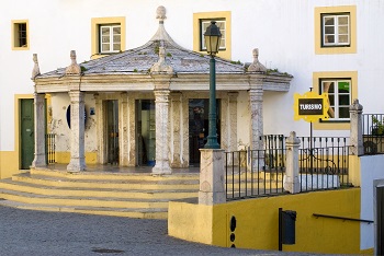 ELVAS: POSTO DE TURISMO DA PRAÇA DA REPÚBLICA ENCERRADO