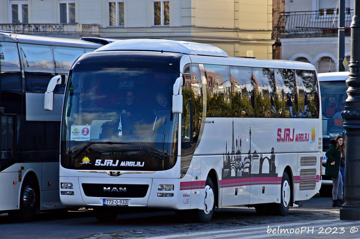 F85327A2-2FD7-4B52-AC45-F5074F52368D