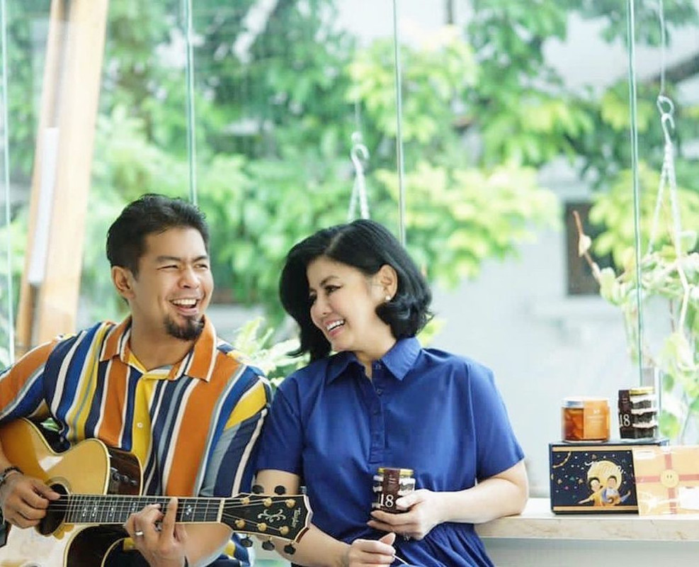 Bams eks Samsons dan ibundanya, Desiree Tarigan