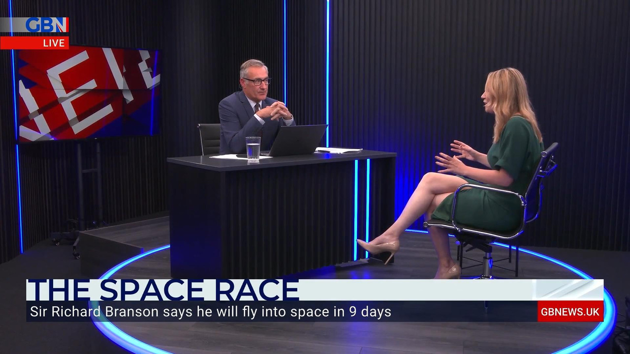 Space race Branson and Bezos will fly to space.mp4_snapshot_06.42_[2021.07.02_23.16.04]