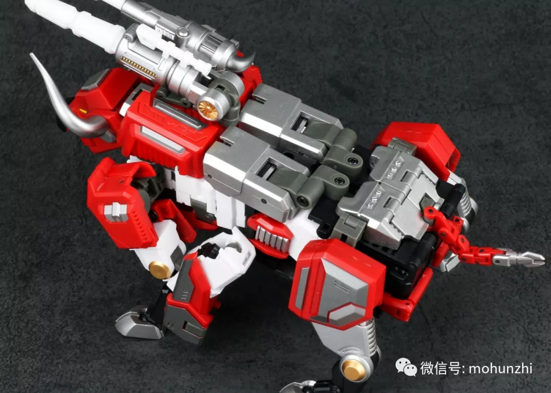 Generation-Toys-gt-11-red-bull-07