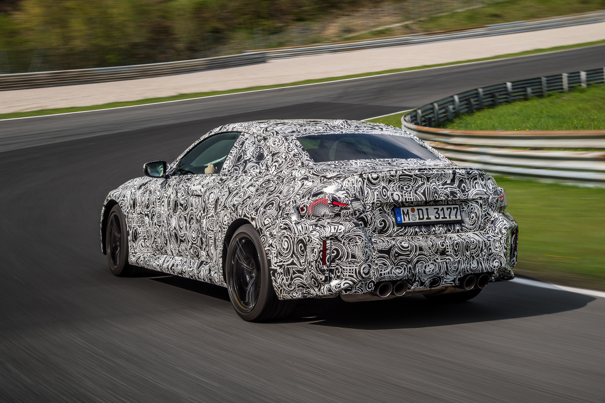 P90467940_highRes_the-all-new-bmw-m2-u