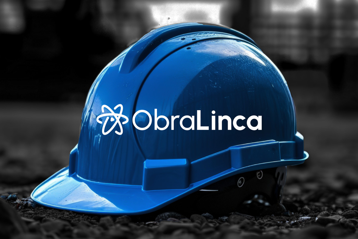 Equipe ObraLinca em uma reunião