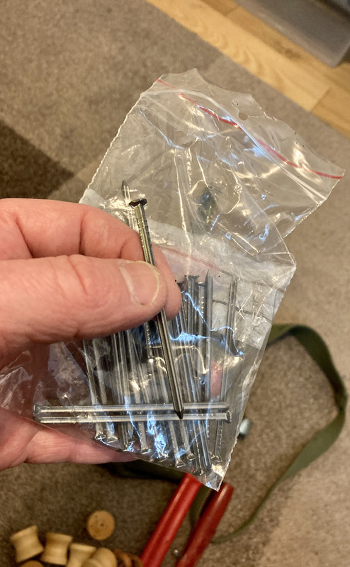 E9B9B2A4-8401-4862-A50F-4FAE4796FA6F