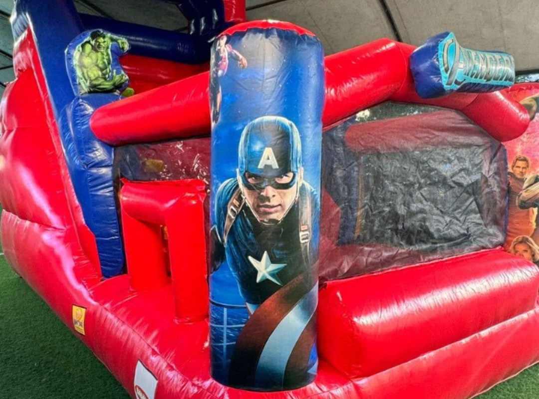 Tobogã 2 em 1 Vingadores