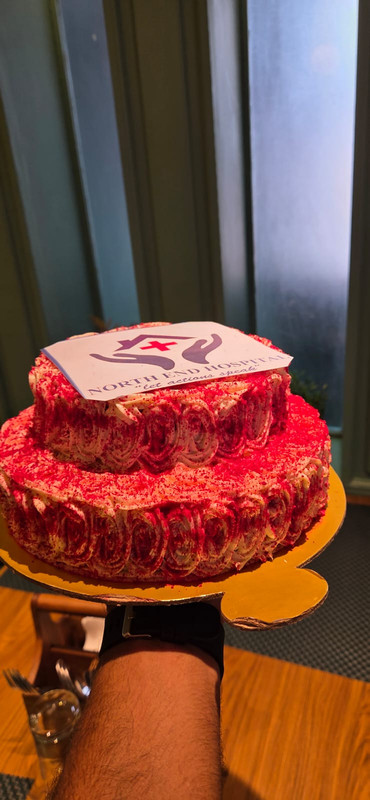 Happy moment at Rose Avenue