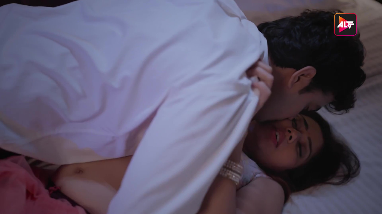 vlcsnap-2025-06-24-01h04m18s847