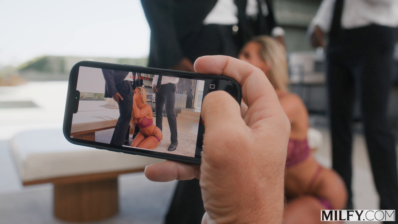 Phoenix Marie BBC Obsessed MILF Phoenix Goes Airtight MILFY mp4 0002