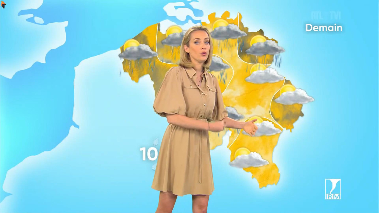 Emilie Dupuis 2022_05_18.mp4_snapshot_02.00_[2022.05.18_21.03.31]