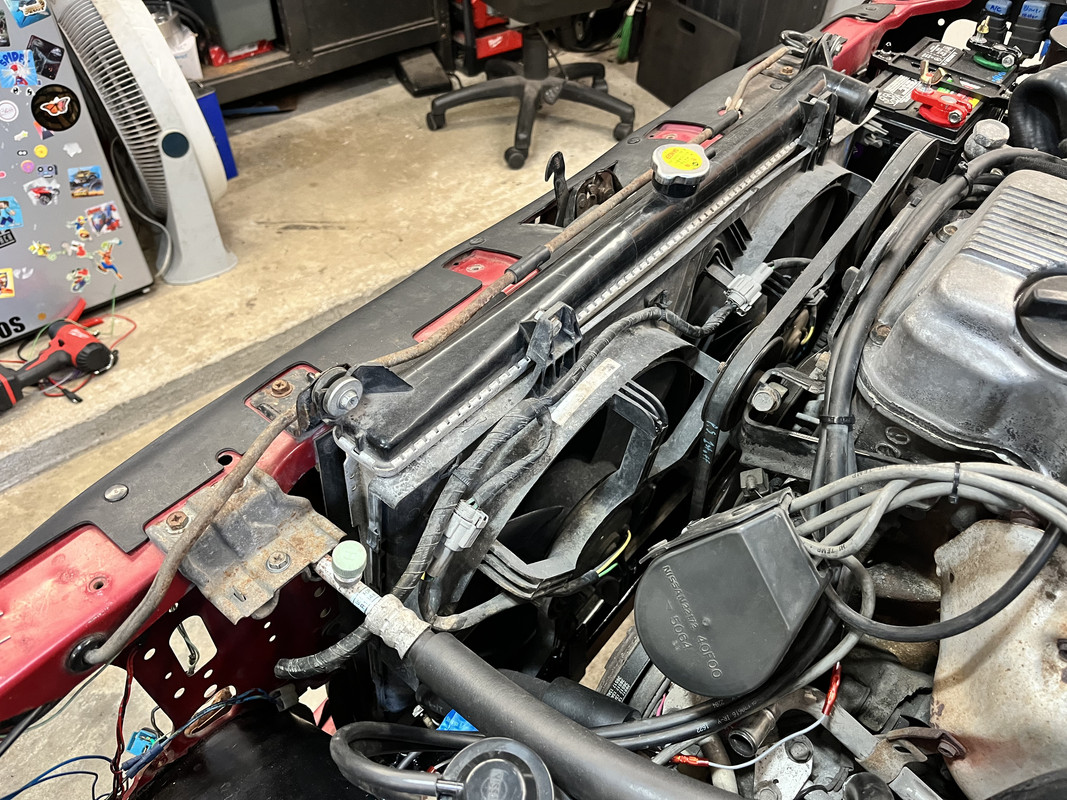 07259F74-71F8-4755-AD43-E2EAE63E96FD