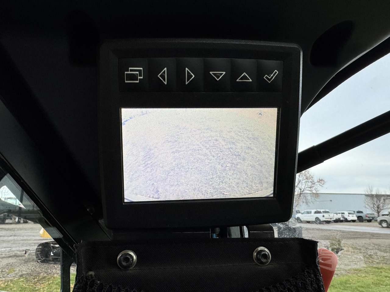 Vehicle thumbnail 26