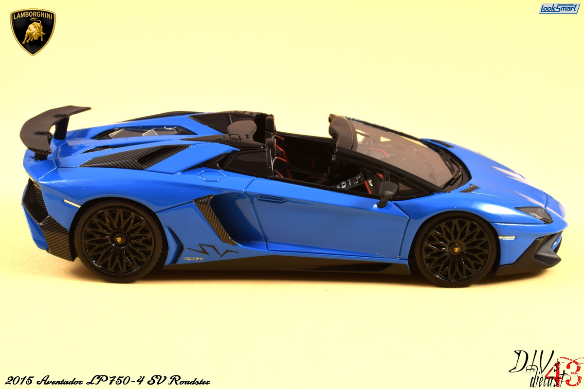 Aventador LP750-4 SV Roadster Blue LookSmart (6)