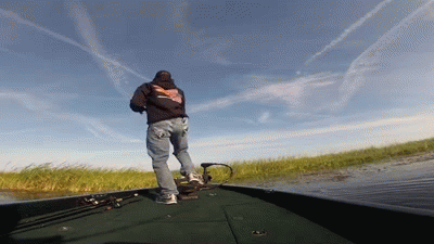 boys sets fishing hook gif Fishin' Kids Schattenmuster-Set State Farm Fishing Guy GIFs