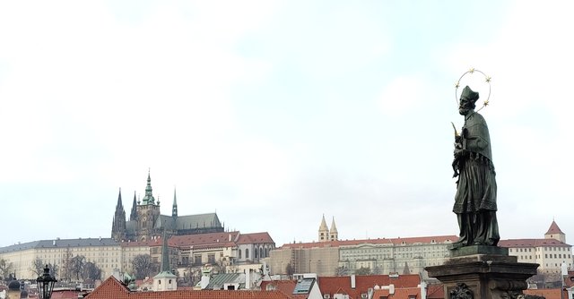 Casa Danzante, Reloj en movimiento y Castillo de Praga - Viena - Bratislava - Praga, Navidad 2024 (67)