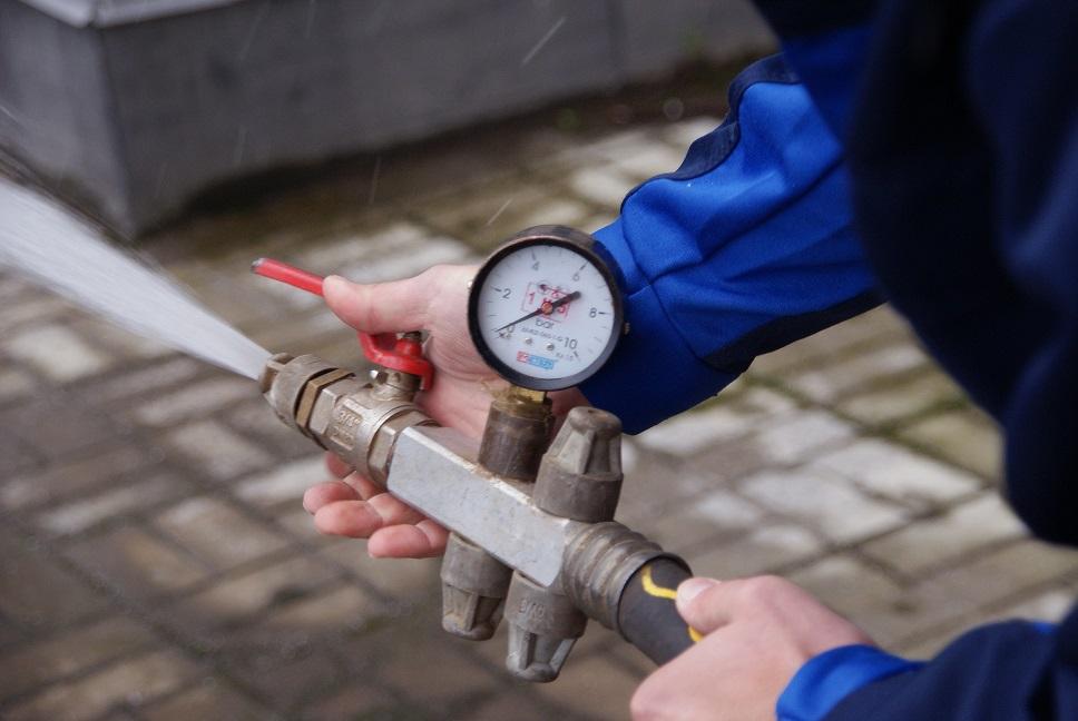 Испытания пожарных кранов на водоотдачу