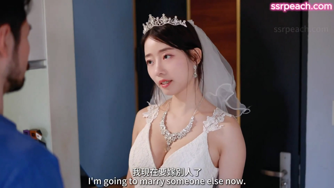 1 SSRPeach台湾清华大学外文系臀后健身教练首次露脸，忘不掉前男友的新娘子，婚纱激情操穴内射 (2)