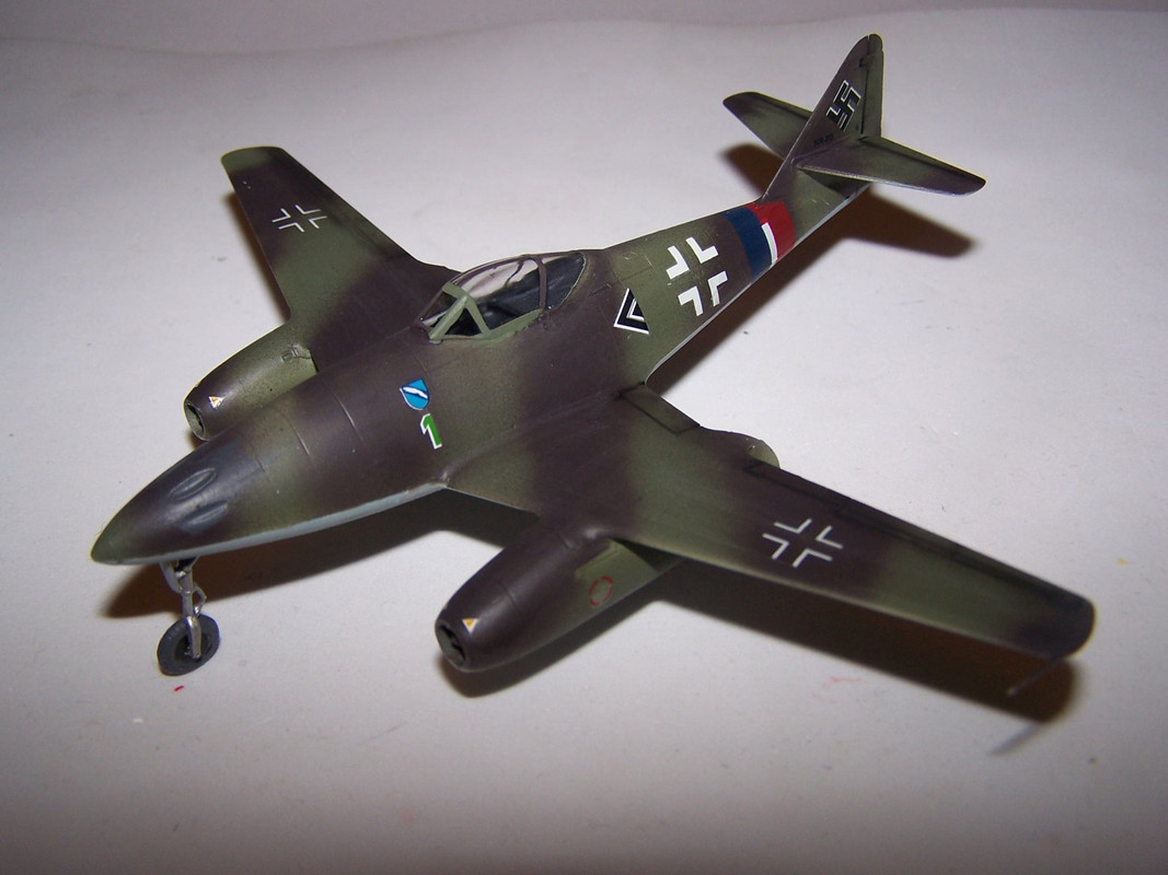 HobbyBoss-Me262A-FP