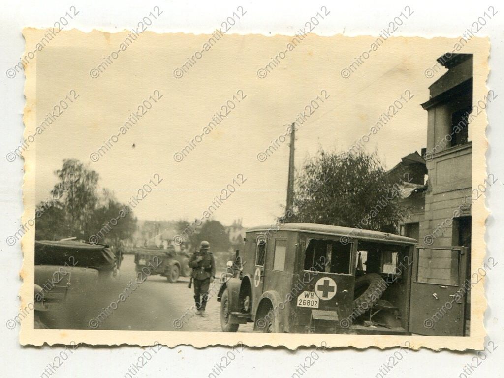 Foto, Wehrmacht, Rotkreuz PKW, Einsatz in Wieluń