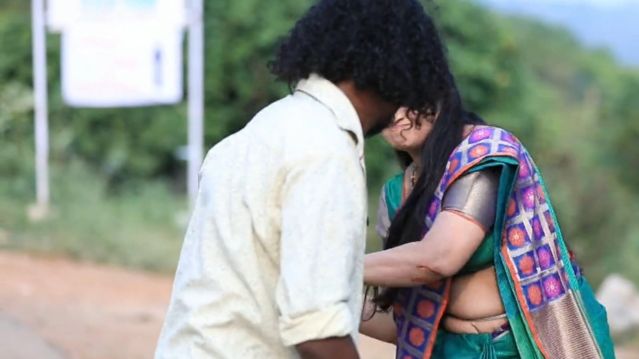[Image: Kannada-Serial-Actress-Sangeetha-Rare-Na...hot-00.jpg]