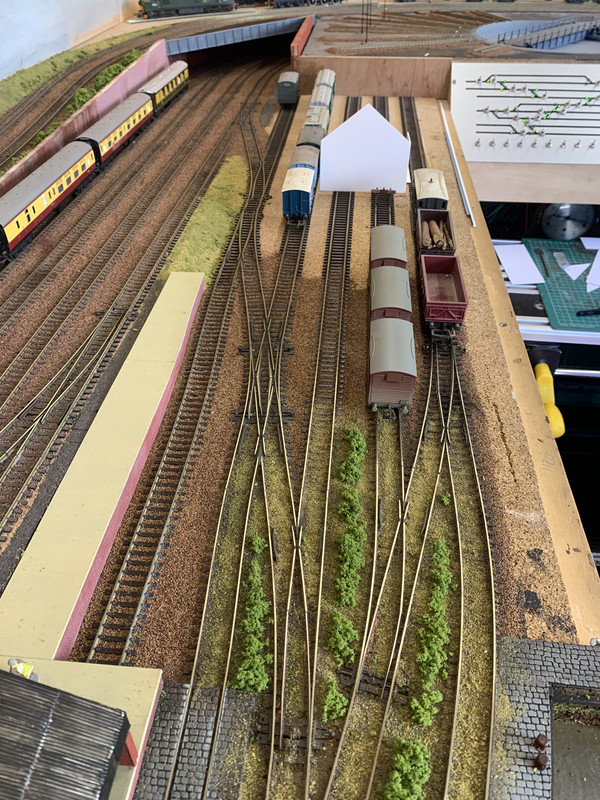 CEFBE3DD-7780-40F6-BA15-F929917DA6CB