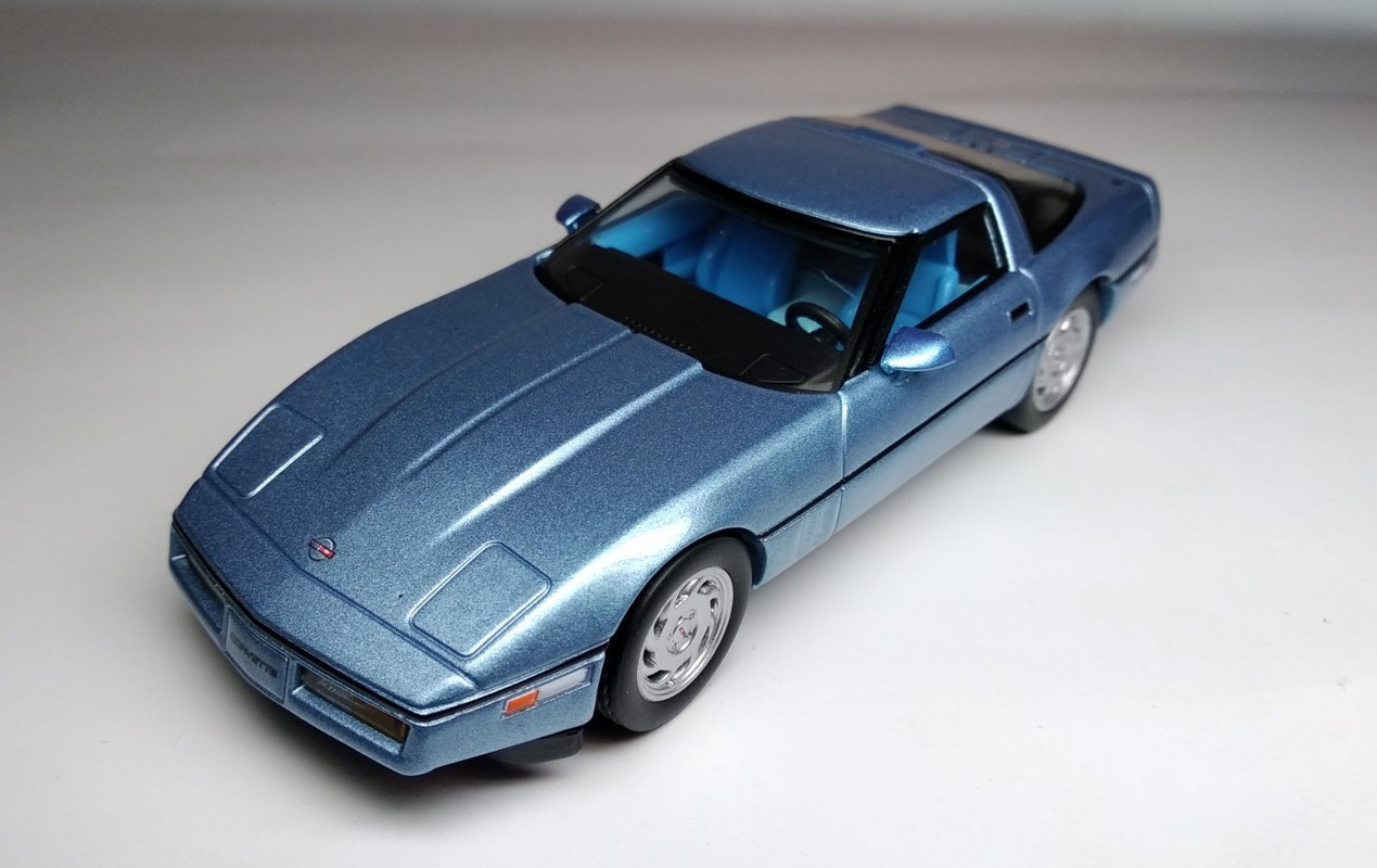 Chevrolet Corvette 1984 (9)
