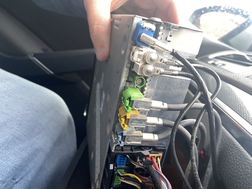 8F296E92-C392-4124-811C-18EB3C919B26